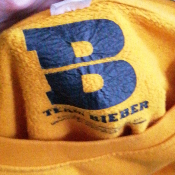 Justin Bieber sweater - Picture 7 of 7